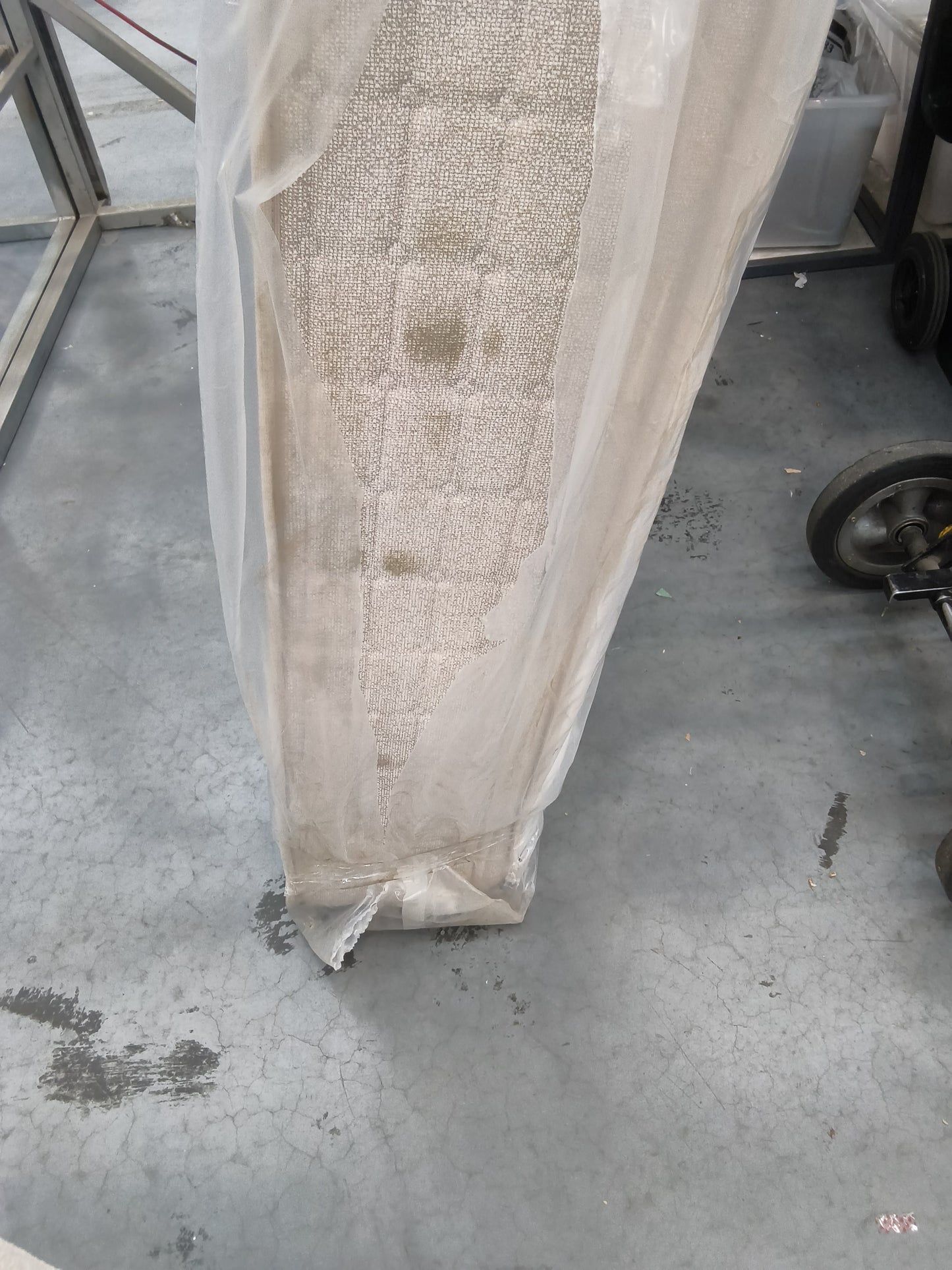 VICDC CLV20286 Somerton Medium Mattress Queen