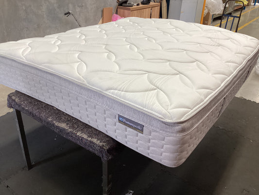 QLD QRS23288 Sealy Solara Medium Mattress King