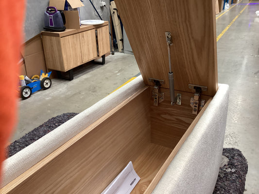 QLD QRS22952 Loft Console-Storage-Wireless Charging S