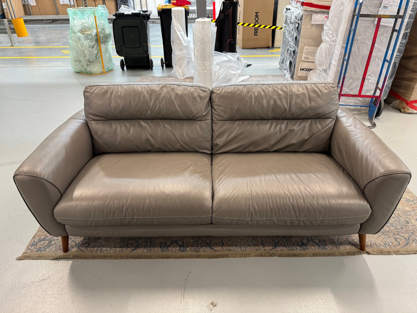 VICDC Fistral Sofa 3S Lawson Elephant VRS131766 24261760