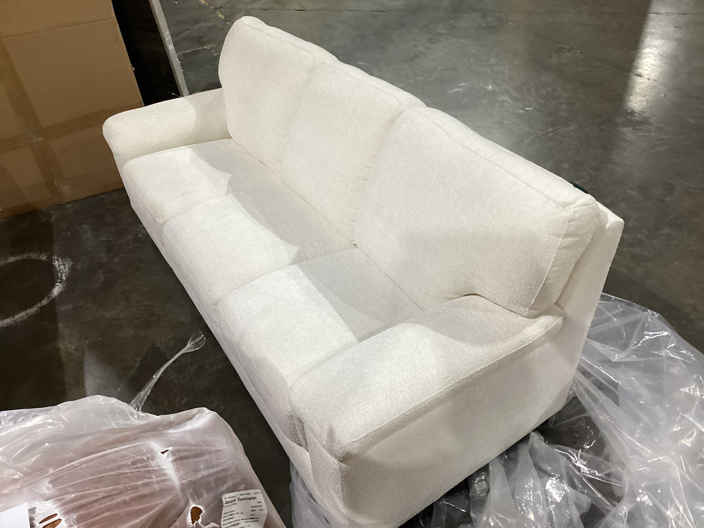 NSW CLN20985 Barret Sofa 3S Chloe Ivory
