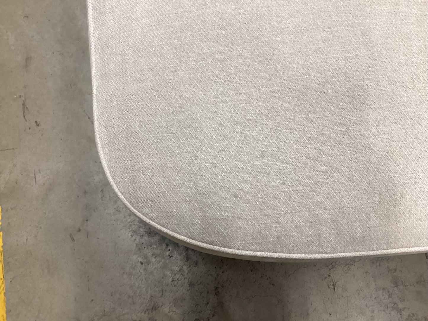 QLD QRS23240 Apartment 01 Modular Chaise RAF Glamour