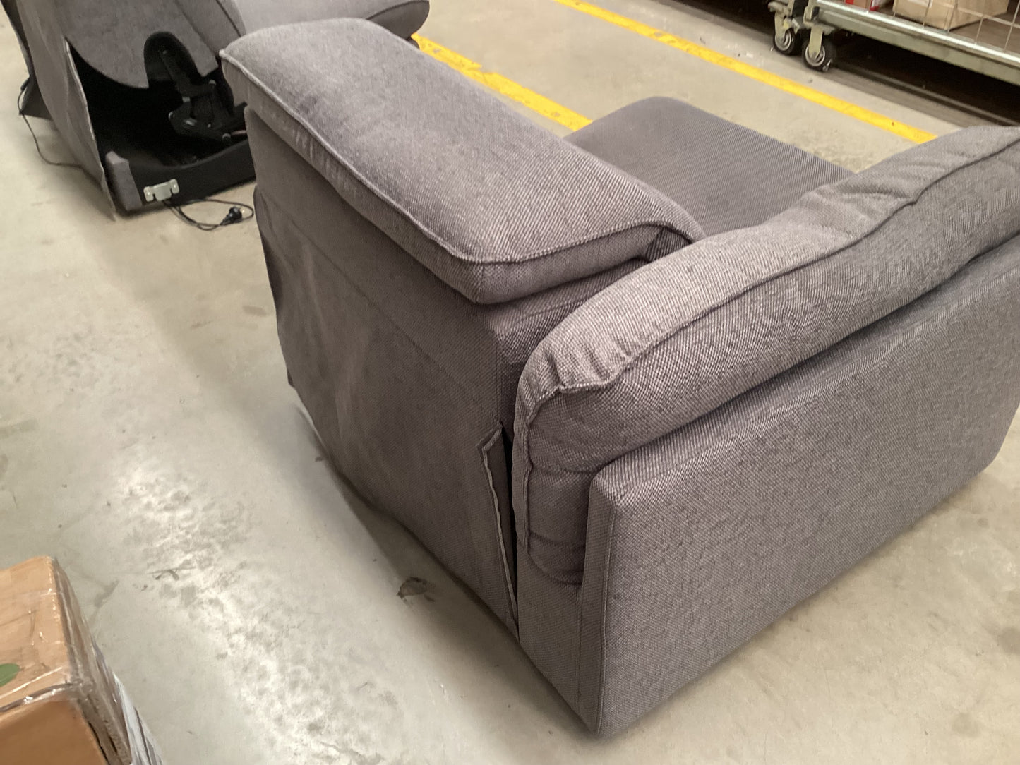 QLD QRS22783 Sorrento Electric Recliner Modular 1.5S (1of2)