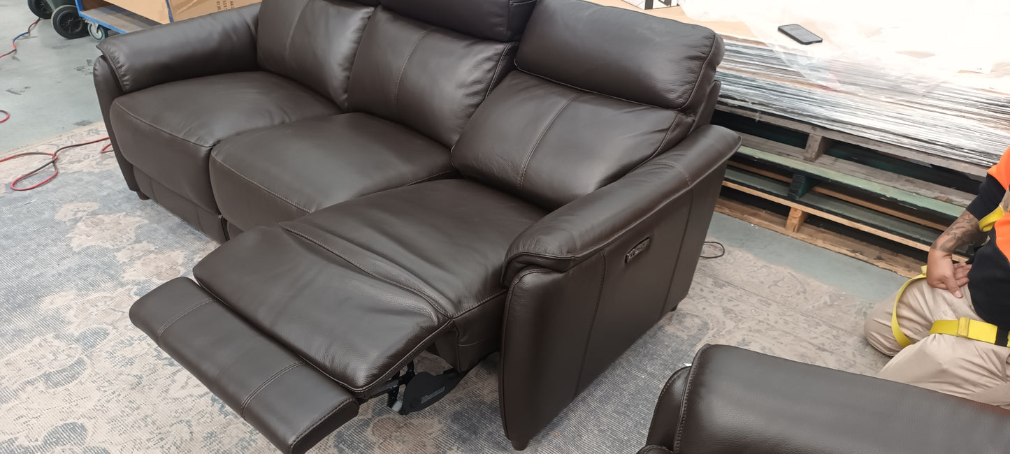 VICDC CLV20070 Dexter Battery Recliner Modular Set