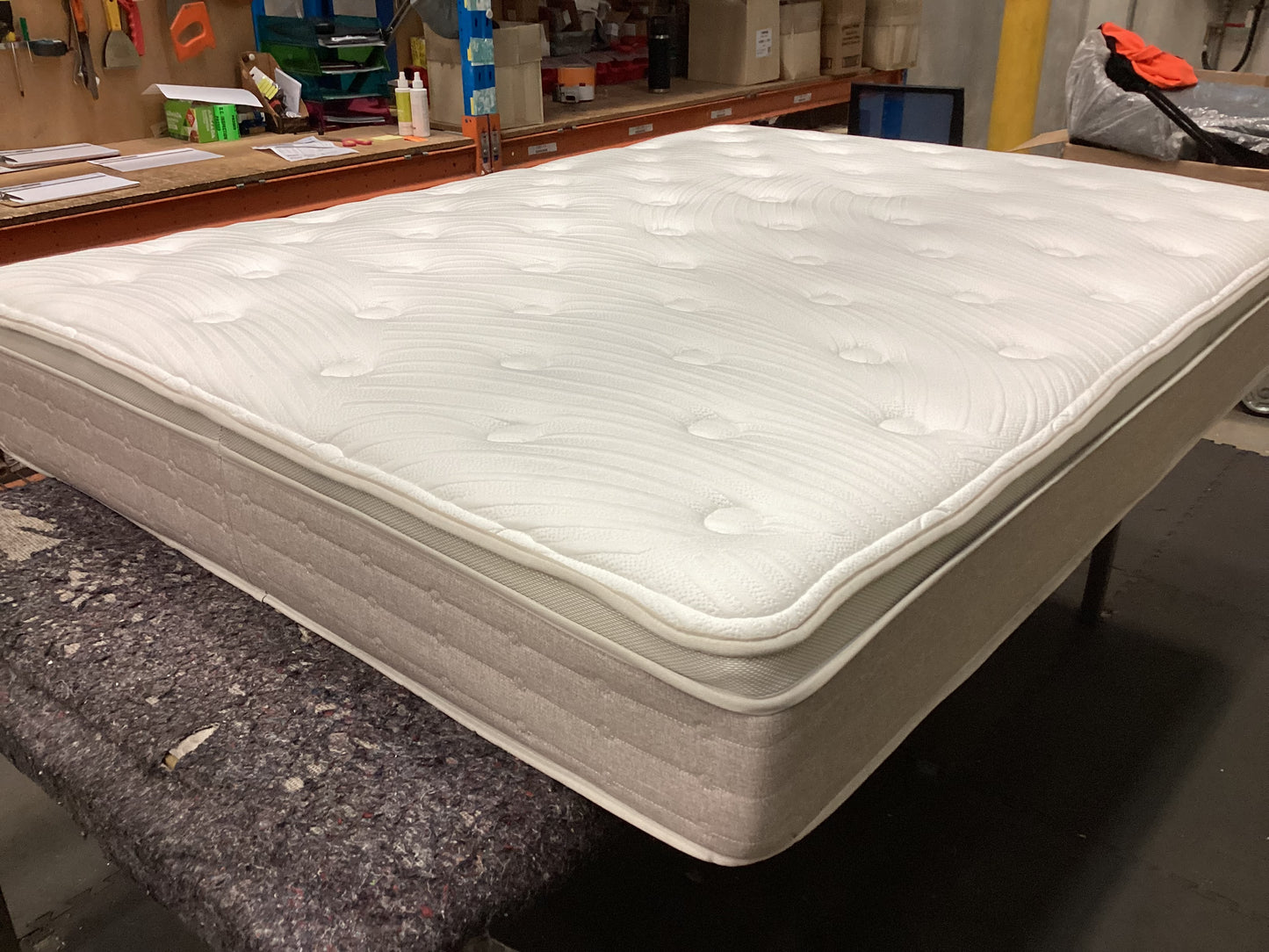 QLD QRS22685 Nimbus Medium Mattress Queen