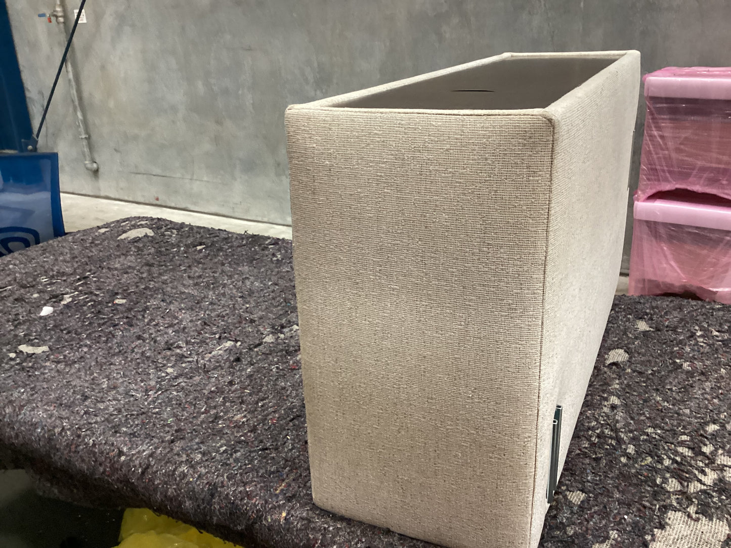 QLD QRS23018 Loft Storage Armrest (LAF - Clips Right)