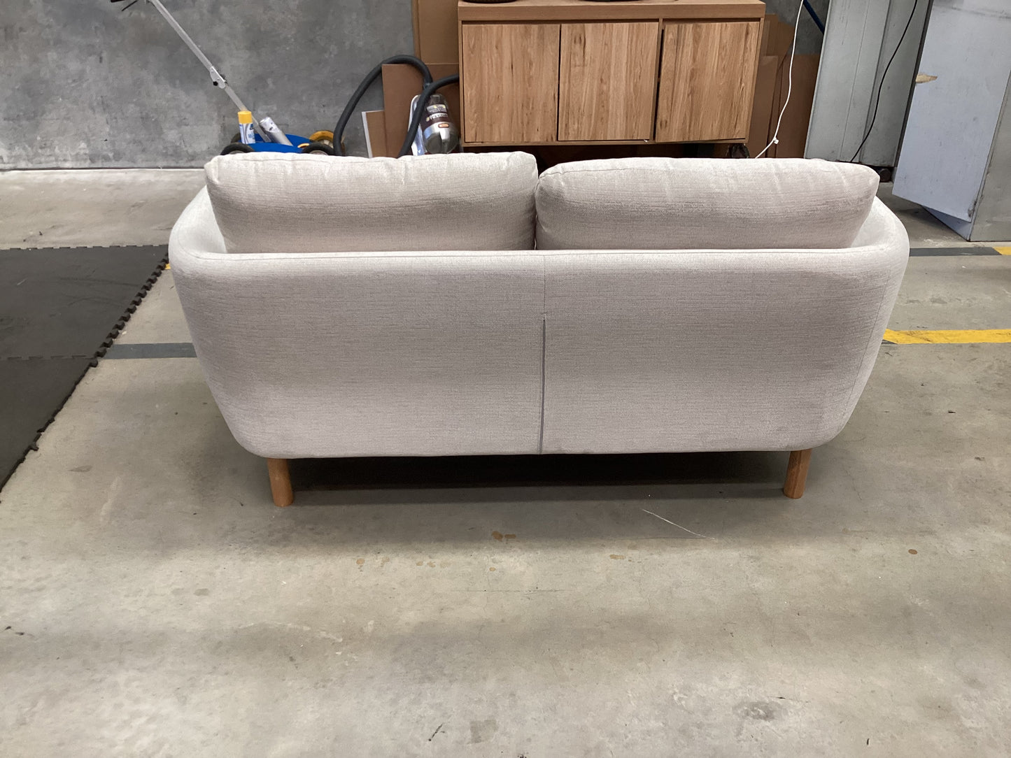 QLD QRS22872 Cleo Sofa 2S Natural Leg Hervey Natural