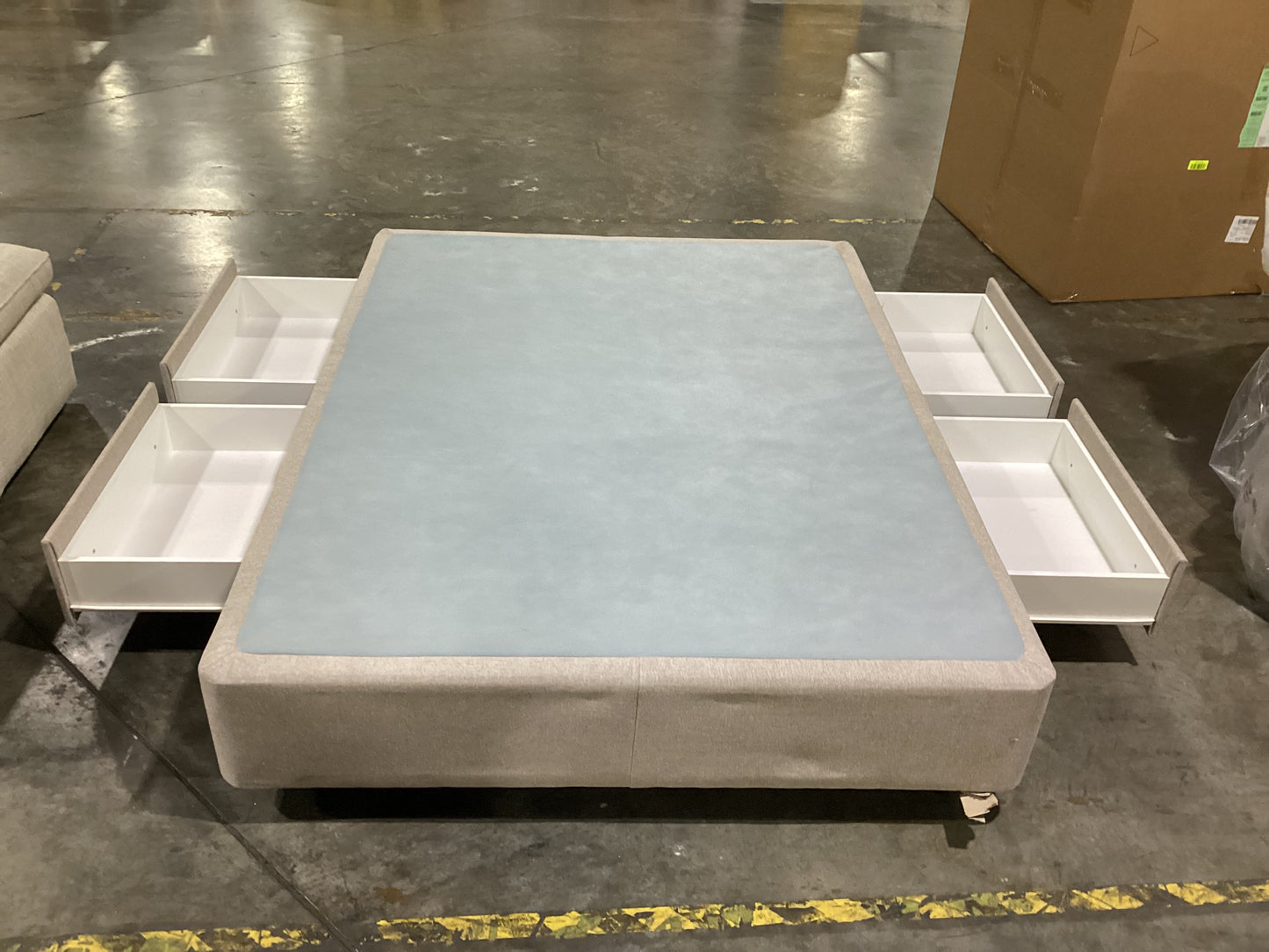 NSW CLN10734 Freedom Platform 4 Drawer Base Queen Taupe