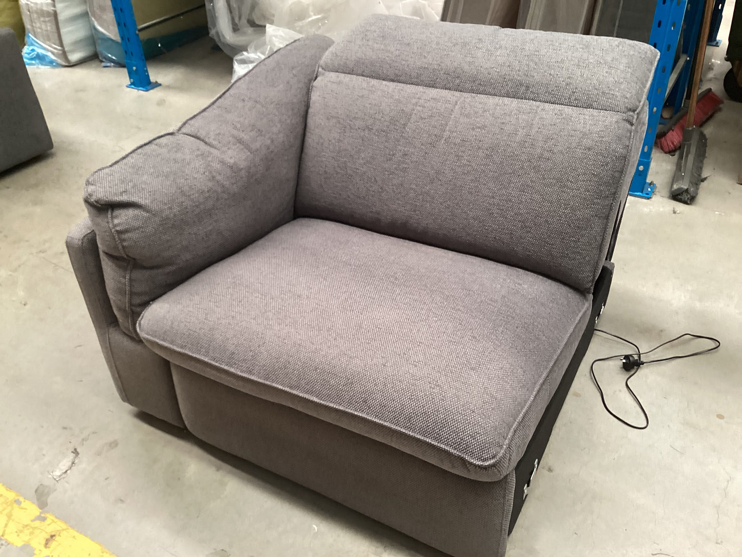 QLD QRS22784 Sorrento Electric Recliner Modular 1.5S (1of2)