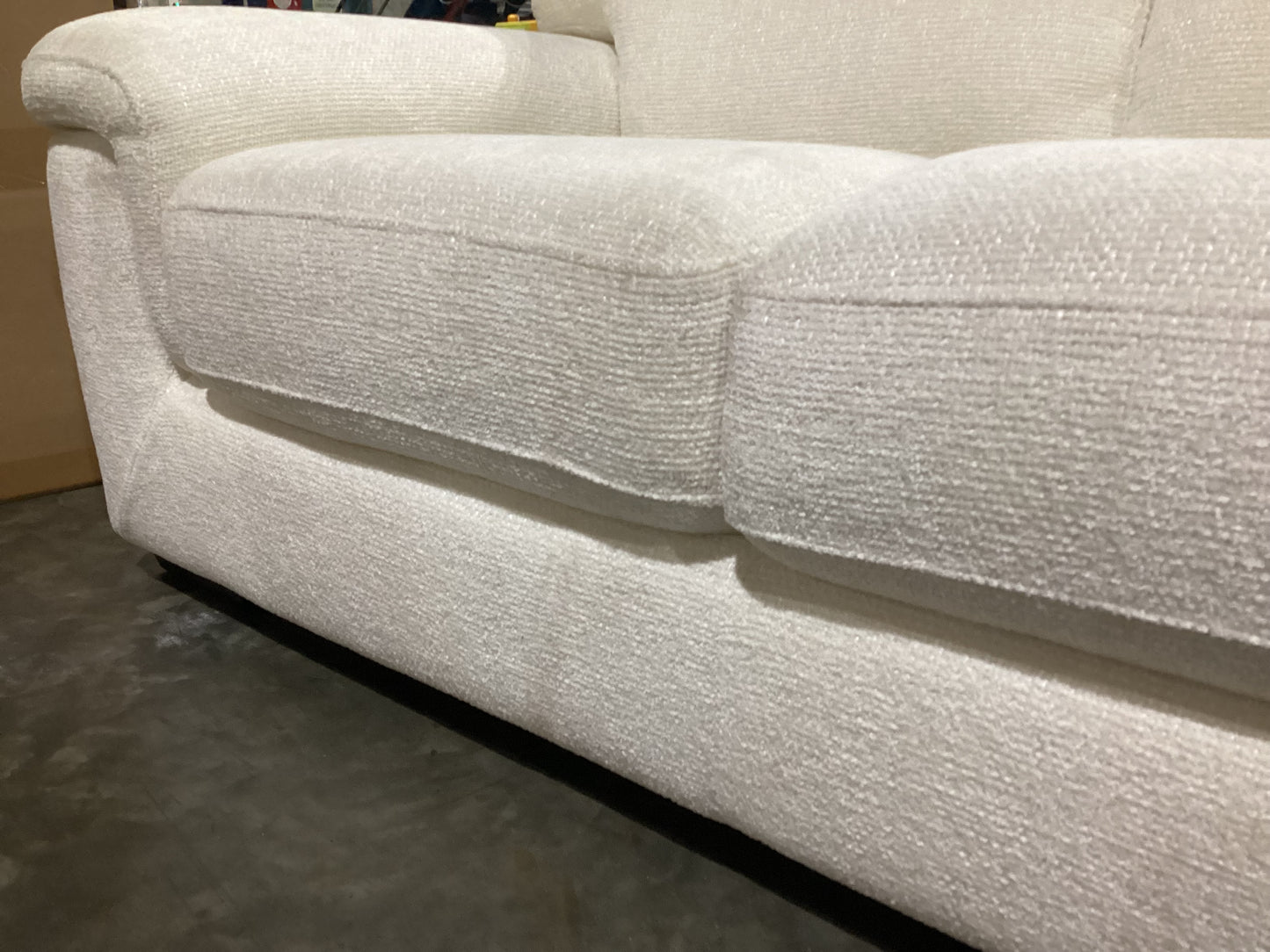 NSW CLN20985 Barret Sofa 3S Chloe Ivory