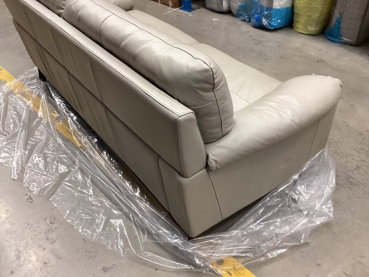QLD QRS23092 Luka Sofa 3S Lawson Dove Grey