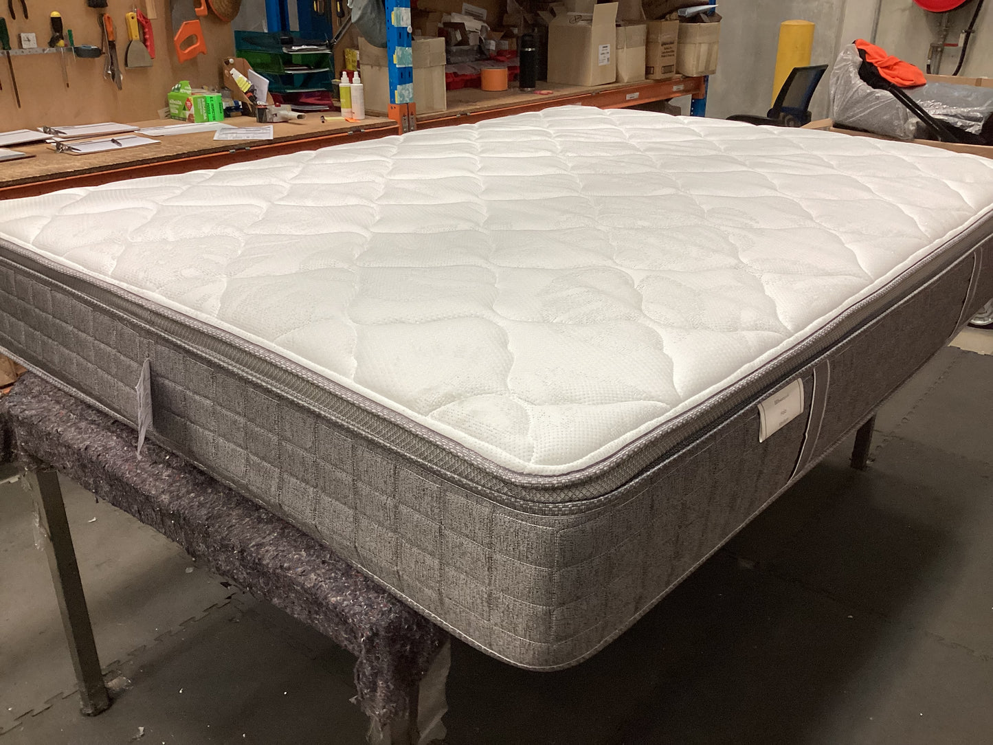 QLD QRS22751 Sealy Halo Medium Mattress Queen