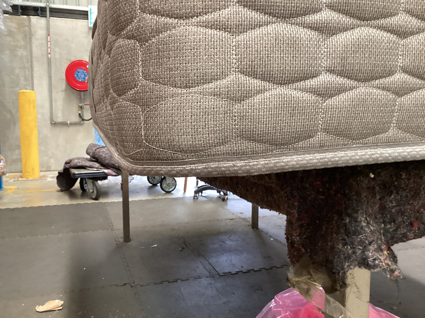 QLD QRS22953 Sealy Cygnus Firm Mattress Queen