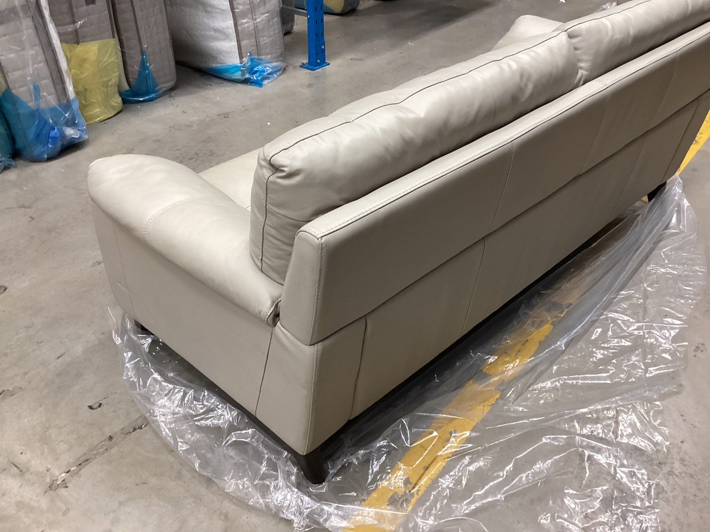QLD QRS23092 Luka Sofa 3S Lawson Dove Grey