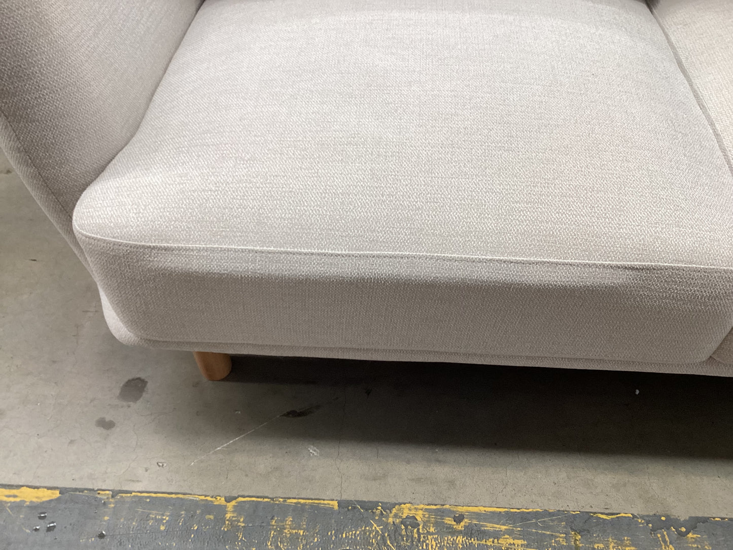 QLD QRS22872 Cleo Sofa 2S Natural Leg Hervey Natural