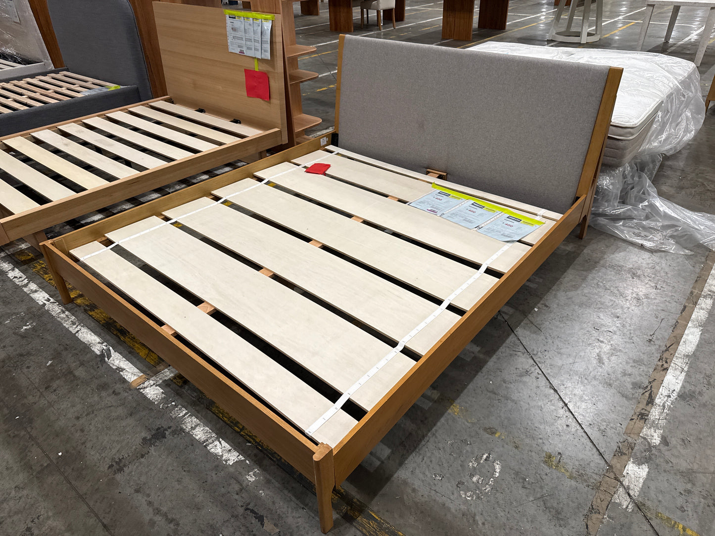 NSW MT24627 Burrow Bed King Natural/Grey