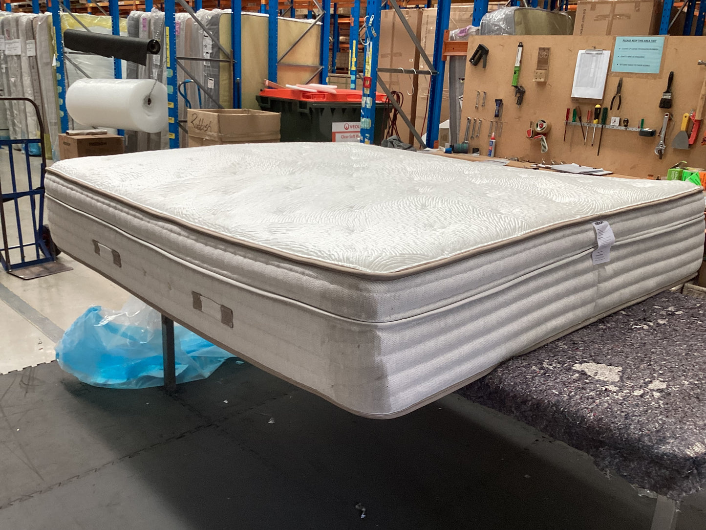 QLD QRS23249 Orion Medium Mattress King