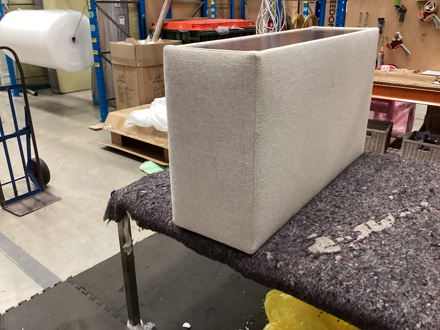 QLD QRS23018 Loft Storage Armrest (LAF - Clips Right)