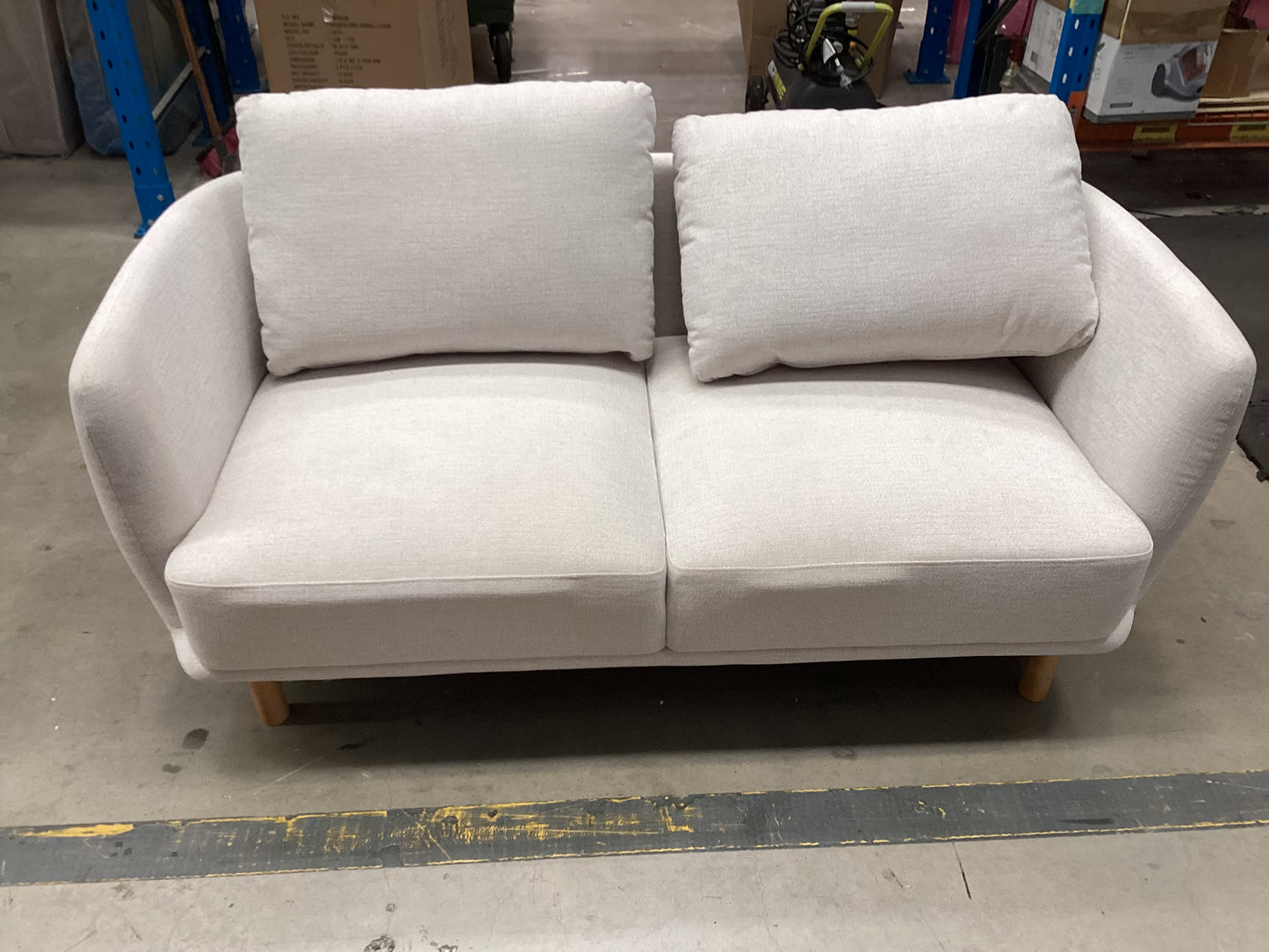 QLD QRS22872 Cleo Sofa 2S Natural Leg Hervey Natural