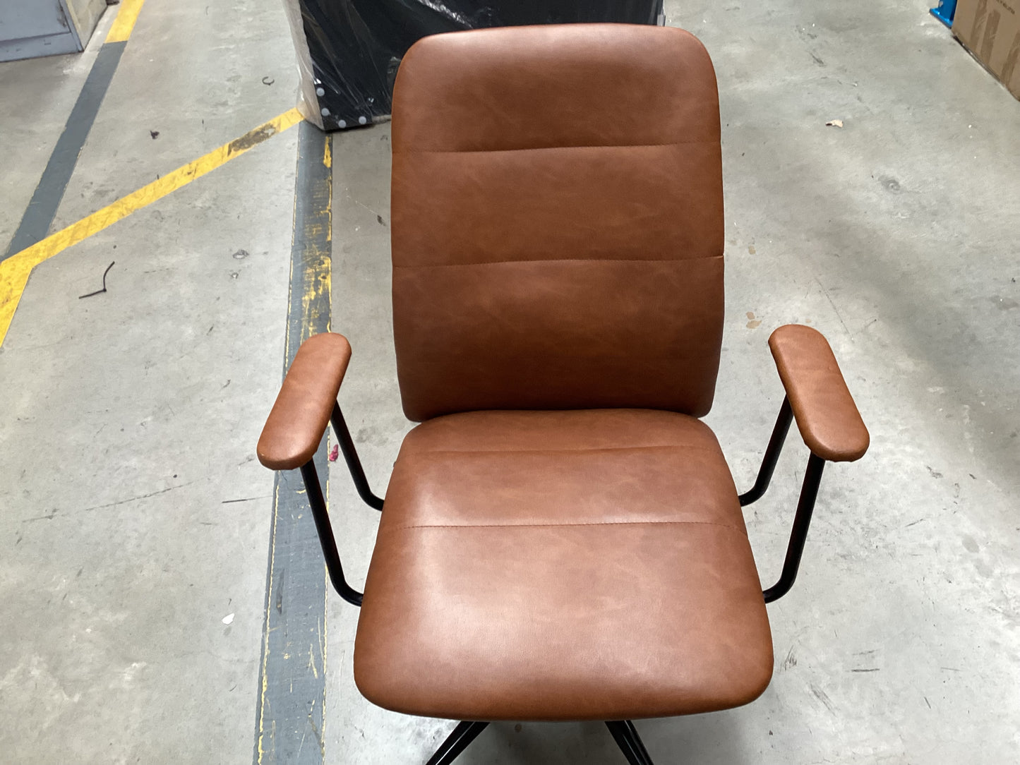 QLD QRS23407 Oren Office Chair  PU Vintage Tan