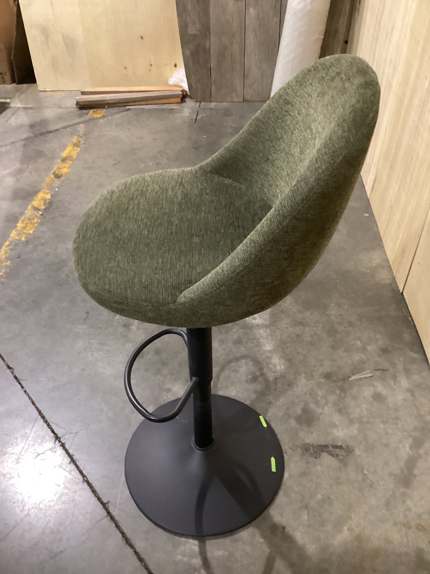 NSW CLN10841 Selena Counter Stool Brego Olive