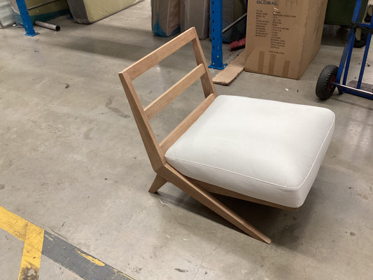 QLD QRS23043 Palm Springs Occasional Armchair Oak Leg