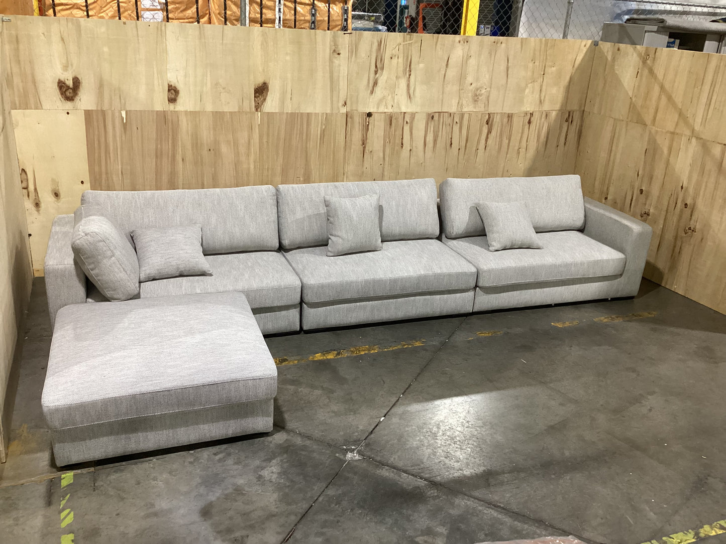 NSW MT24514 Aspect 2S LAF+Armless 2S+2S RAF+Ottoman Storage Fancy Silverstreak