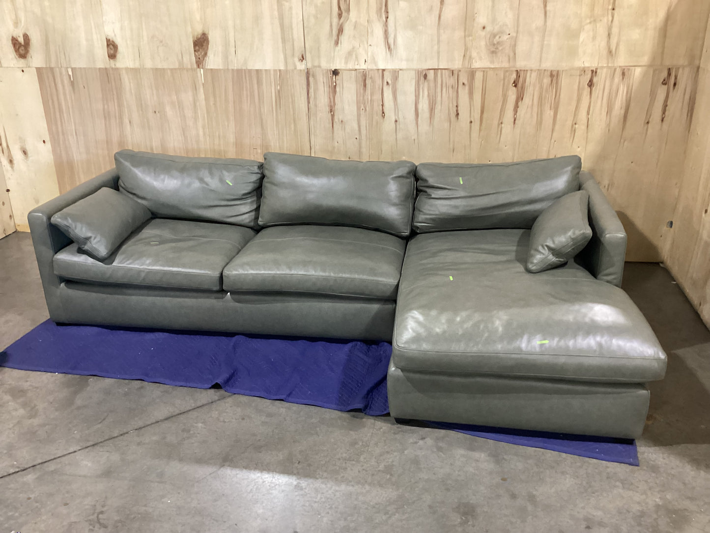 NSW MT24522 Momba Modular Chaise RAF Bendigo Green