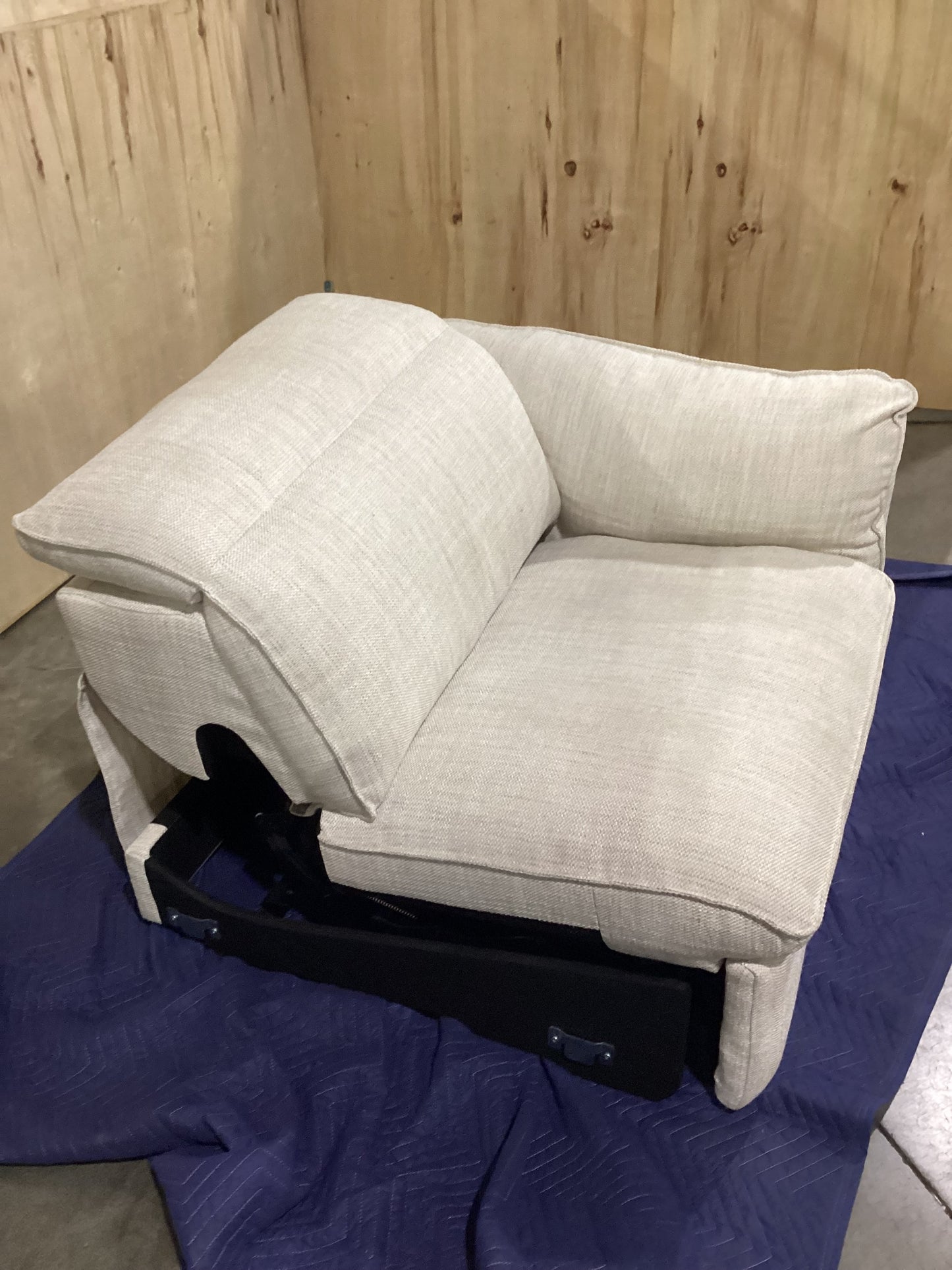 NSW CLN10775 Sorrento Battery Recliner Modular 1.5S RAF Alpha Natural 1 Motion