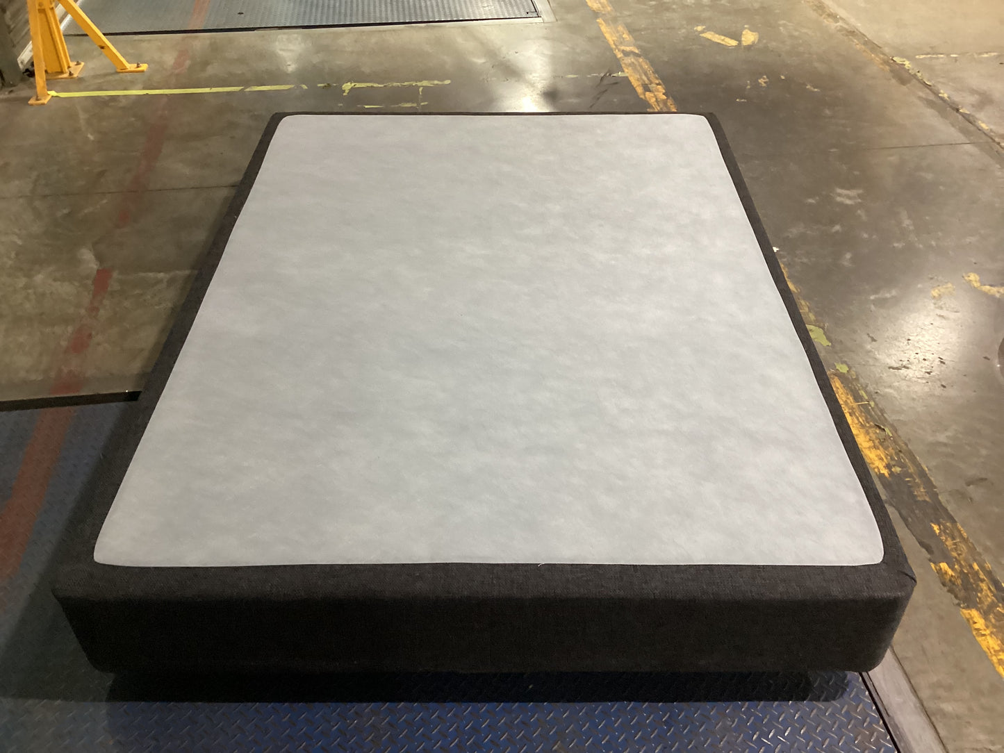 NSW PRN20301 Toorak Floating Bed Base Noyack Shadow