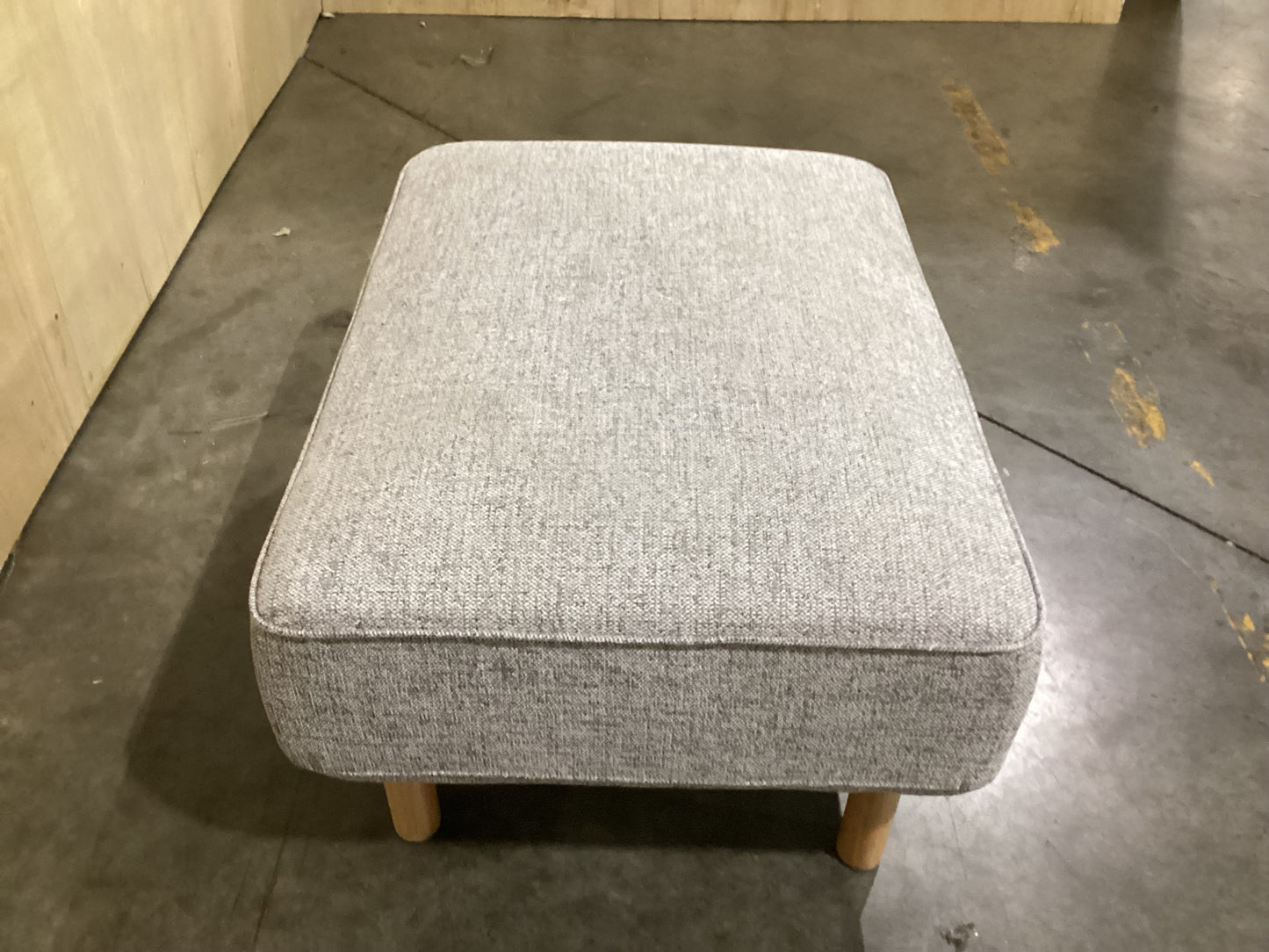 NSW CLN10833 Tomi Ottoman Hervey Pepper