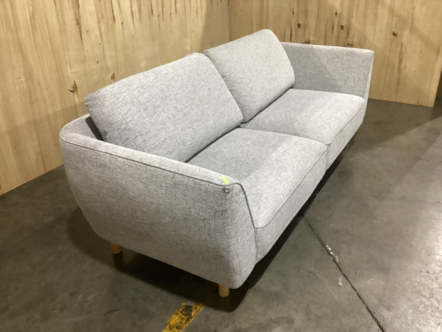 NSW CLN10834 Tomi Sofa 3S Hervey Pepper