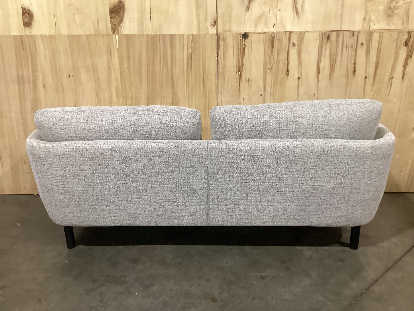 NSW PRN20336 Cleo Sofa 3S Black Leg Hervey Pepper