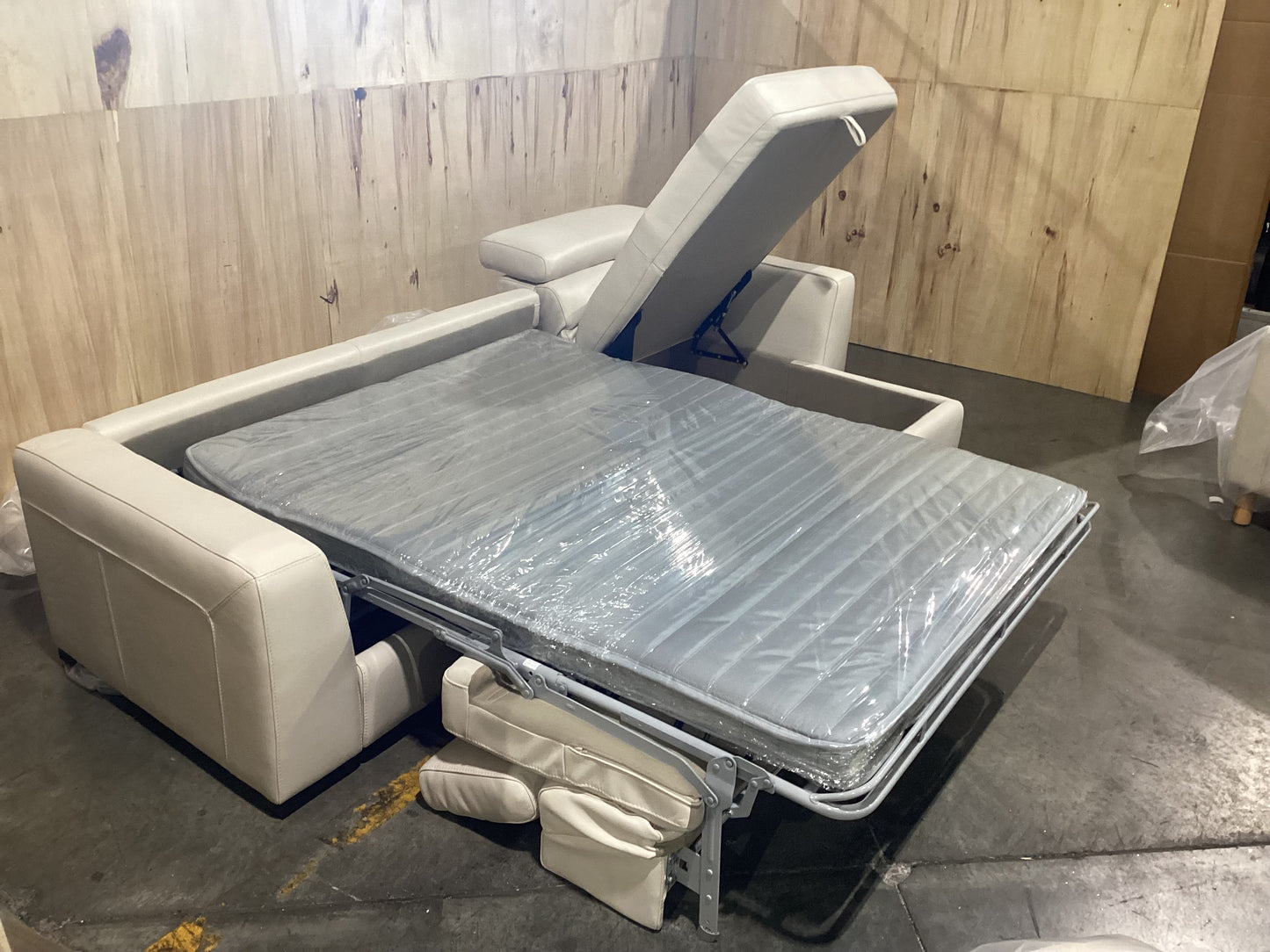 NSW MT24540 Siesta Modular Sofa Bed 2.5S LAF|Chaise RAF Lucia Frost