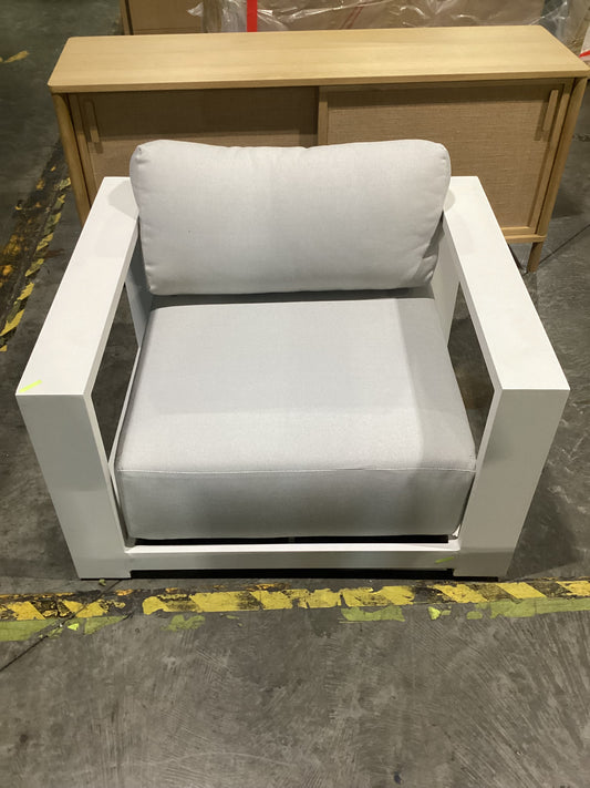 NSW CLN11464 Ataman Outdoor Armchair Aluminium Off White