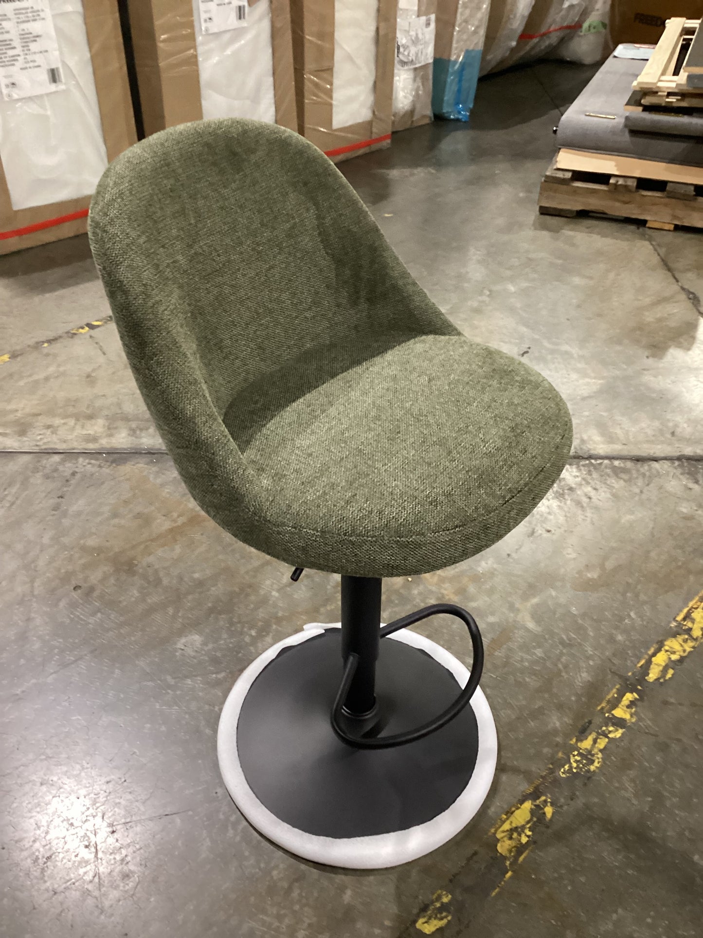 NSW CLN11519 Selena Counter Stool Brego Olive