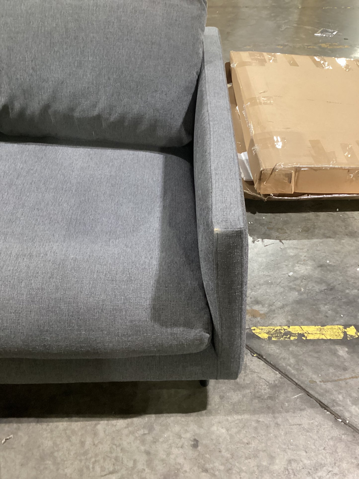 NSW MT24643 Bondi Modular Sofa with Ottoman Sancy Ottoman (4 Pieces)