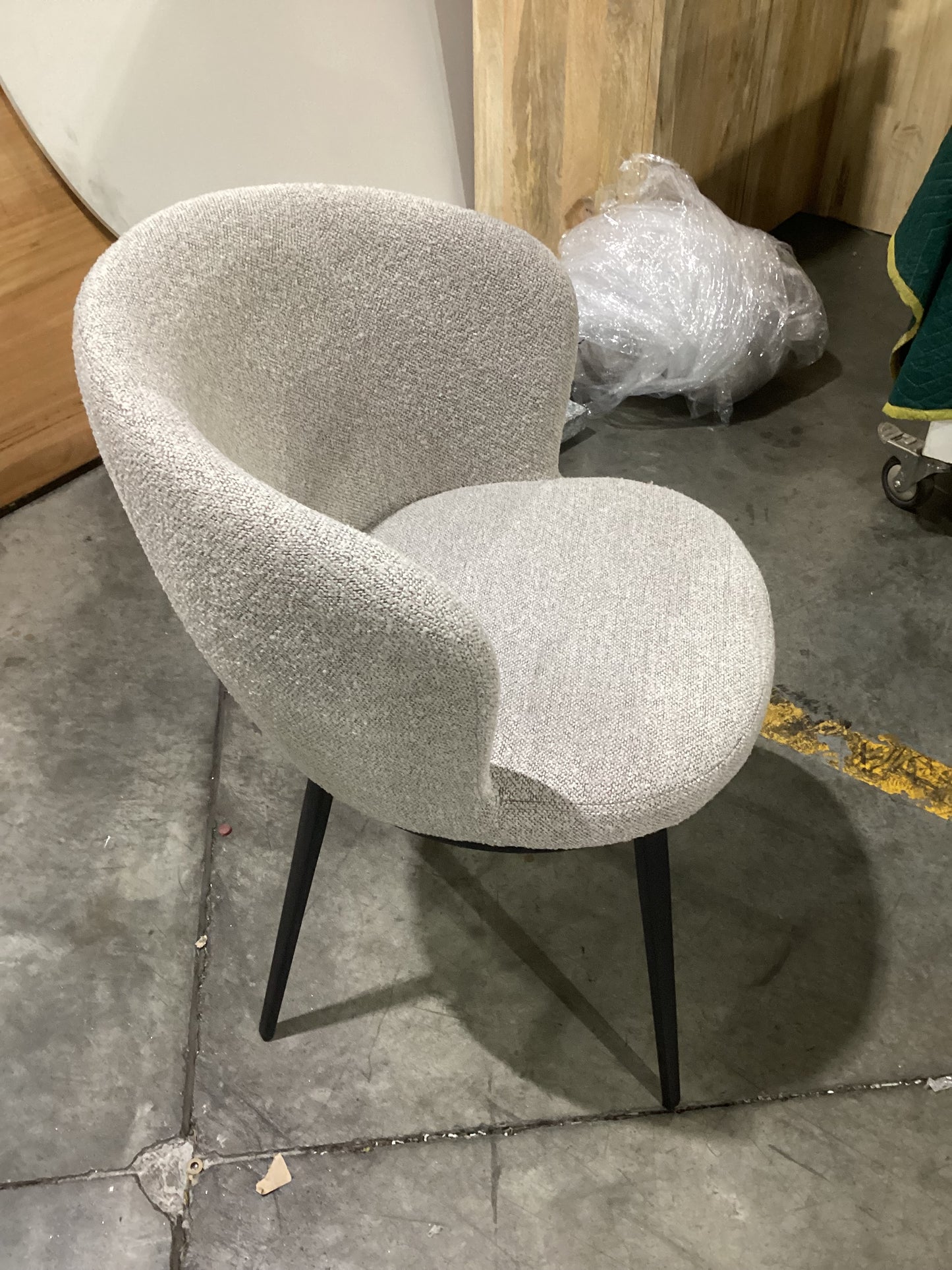 NSW CLN11674 Selena Carver Chair Crush Light Grey