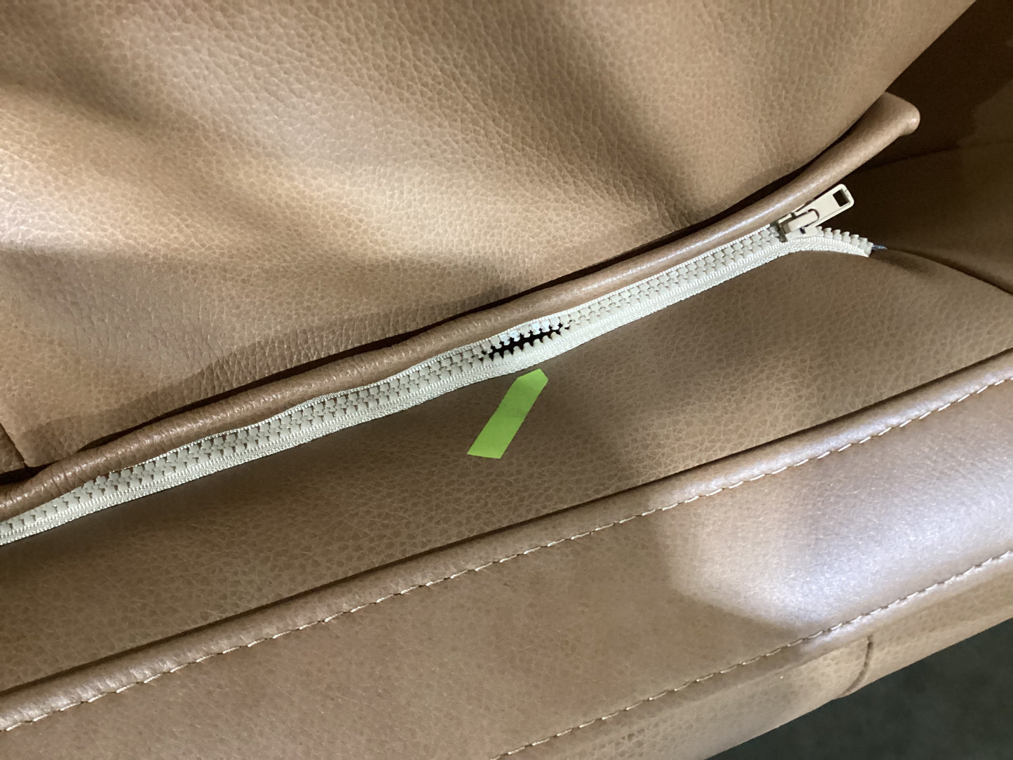 NSW CLN11683 Zara Sofa 3S York Tan
