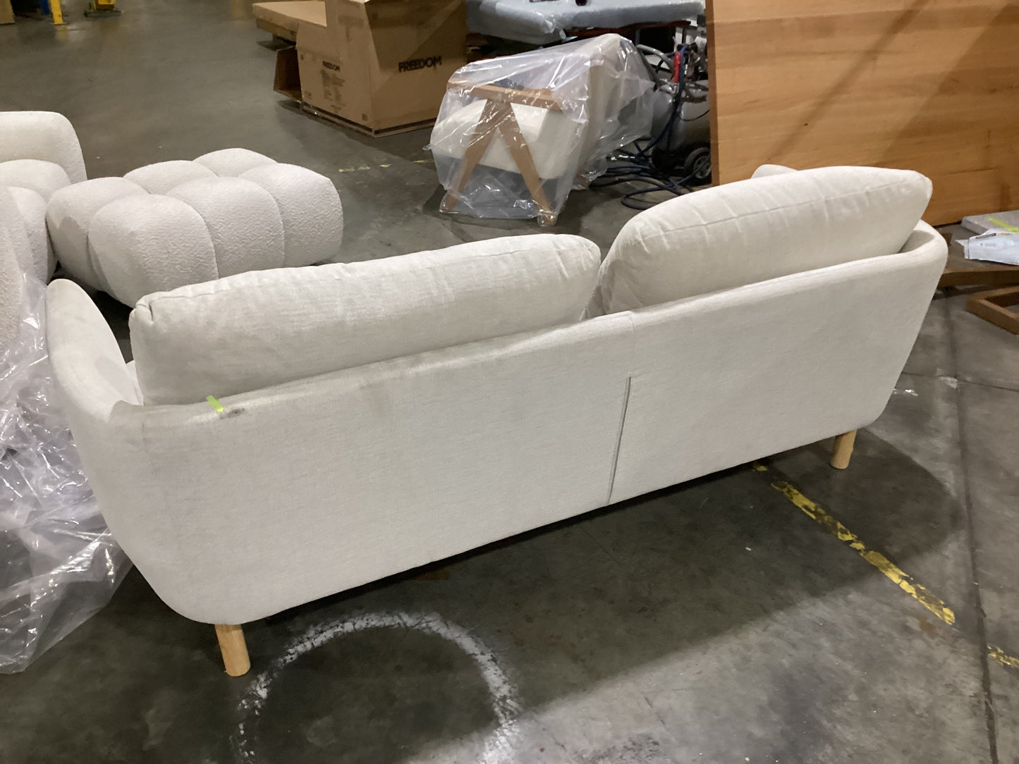 NSW CLN11688 Cleo Sofa 3S Natural LEg Hervey Natural