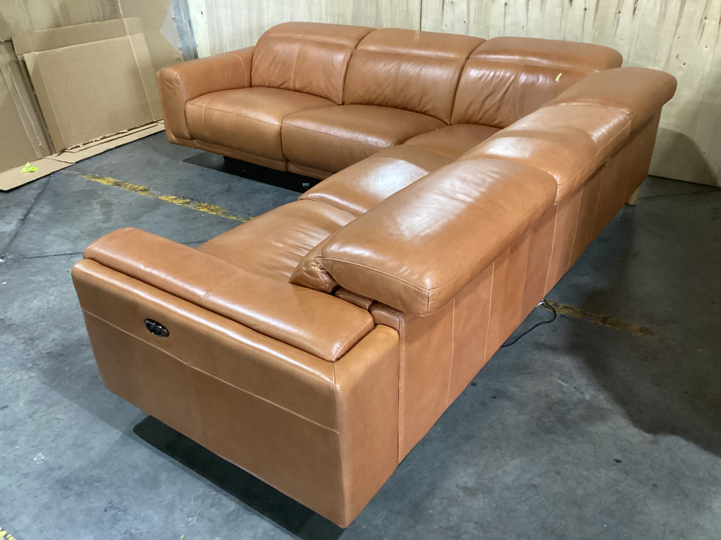 NSW MT24702 Henry Electric Recliner Modular Sofa 2.5S RAF+2.5S LAF+Corner Benz Saddle