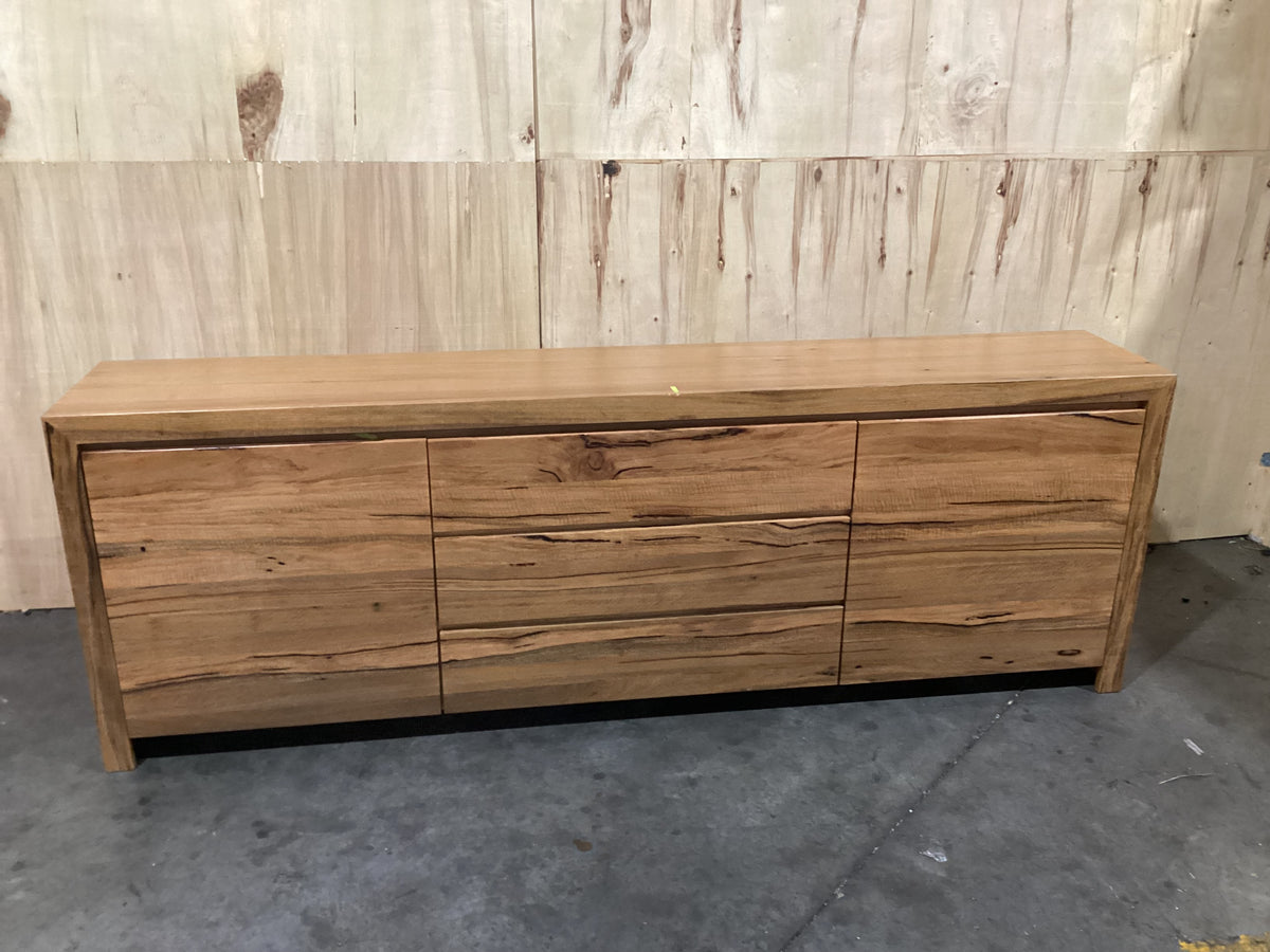 NSW CLN11803 Mosman Buffet 240cm