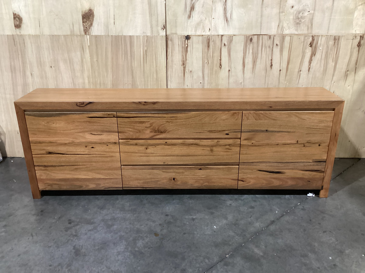 NSW CLN11807 Mosman Buffet 240cm