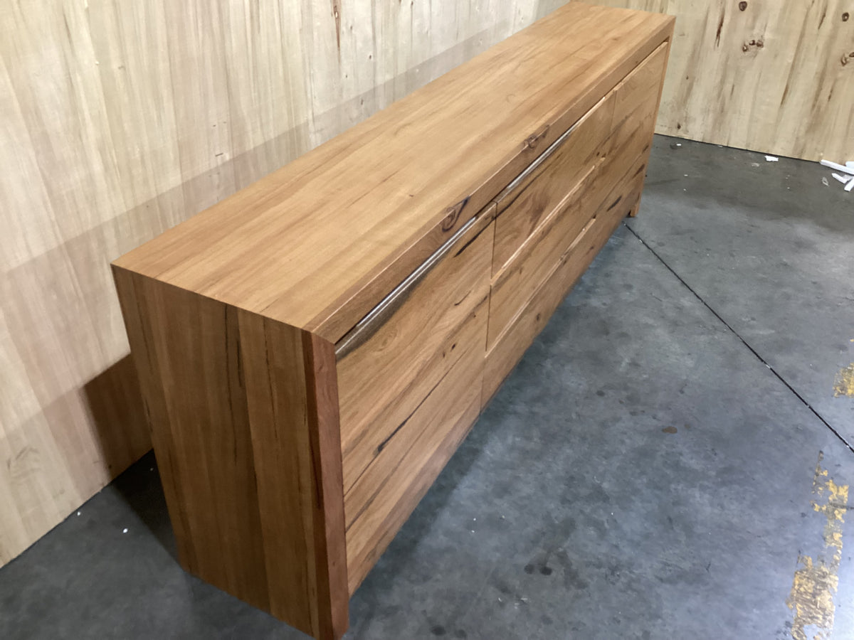 NSW CLN11807 Mosman Buffet 240cm