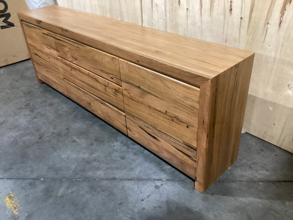 NSW CLN11807 Mosman Buffet 240cm