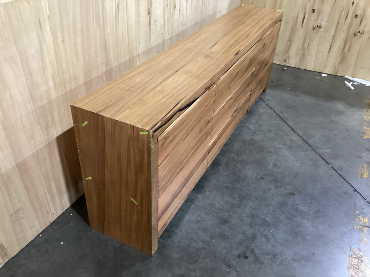 NSW CLN11804 Mosman Buffet 240cm