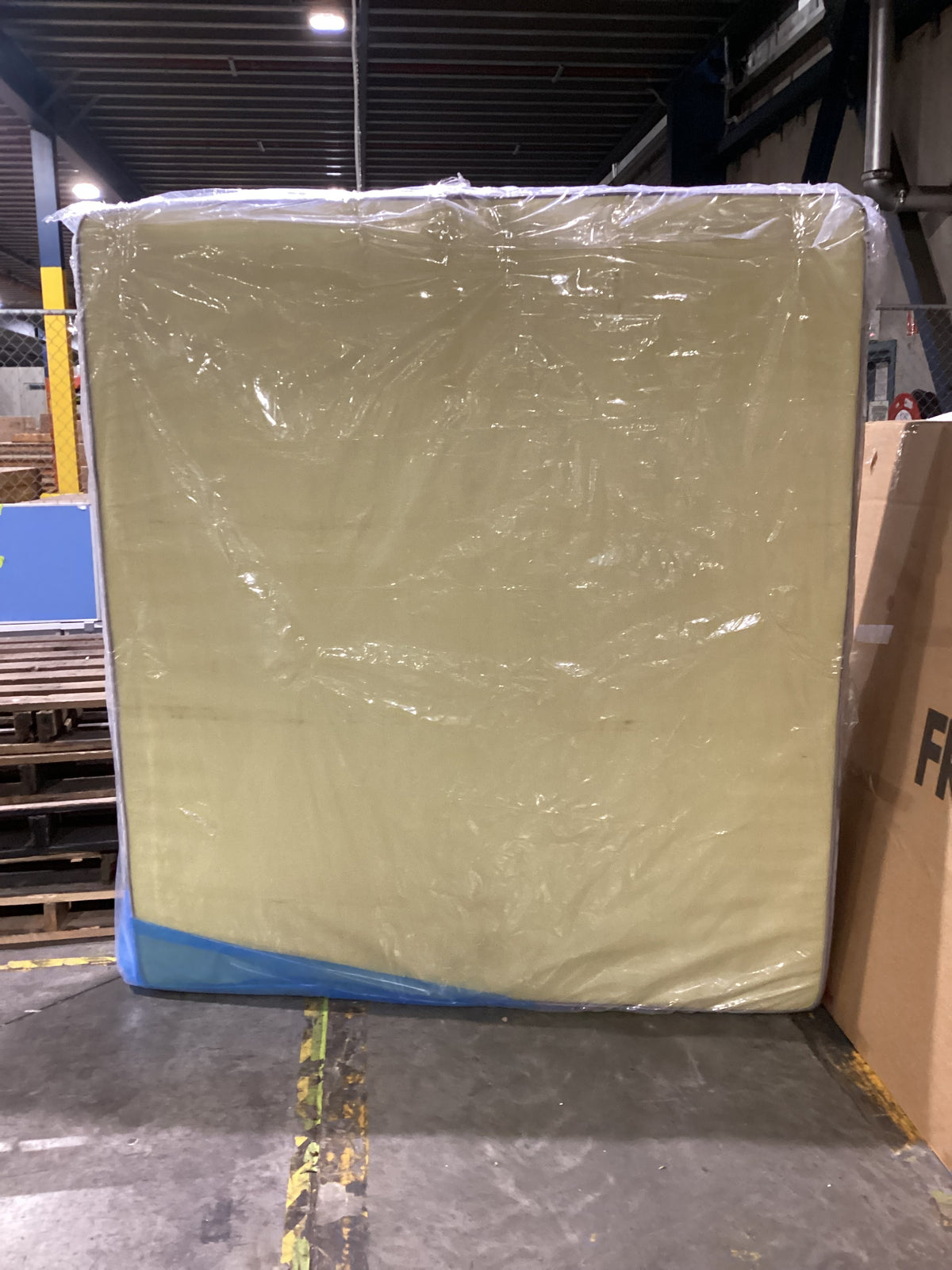 NSW CLN11877 Sealy Helix Firm Mattress King