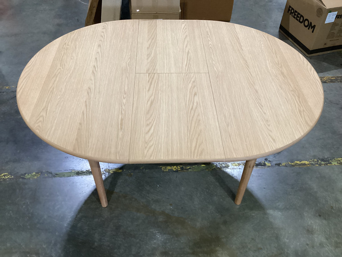 NSW CLN11985 Denver Ext Table 120x160 Oak