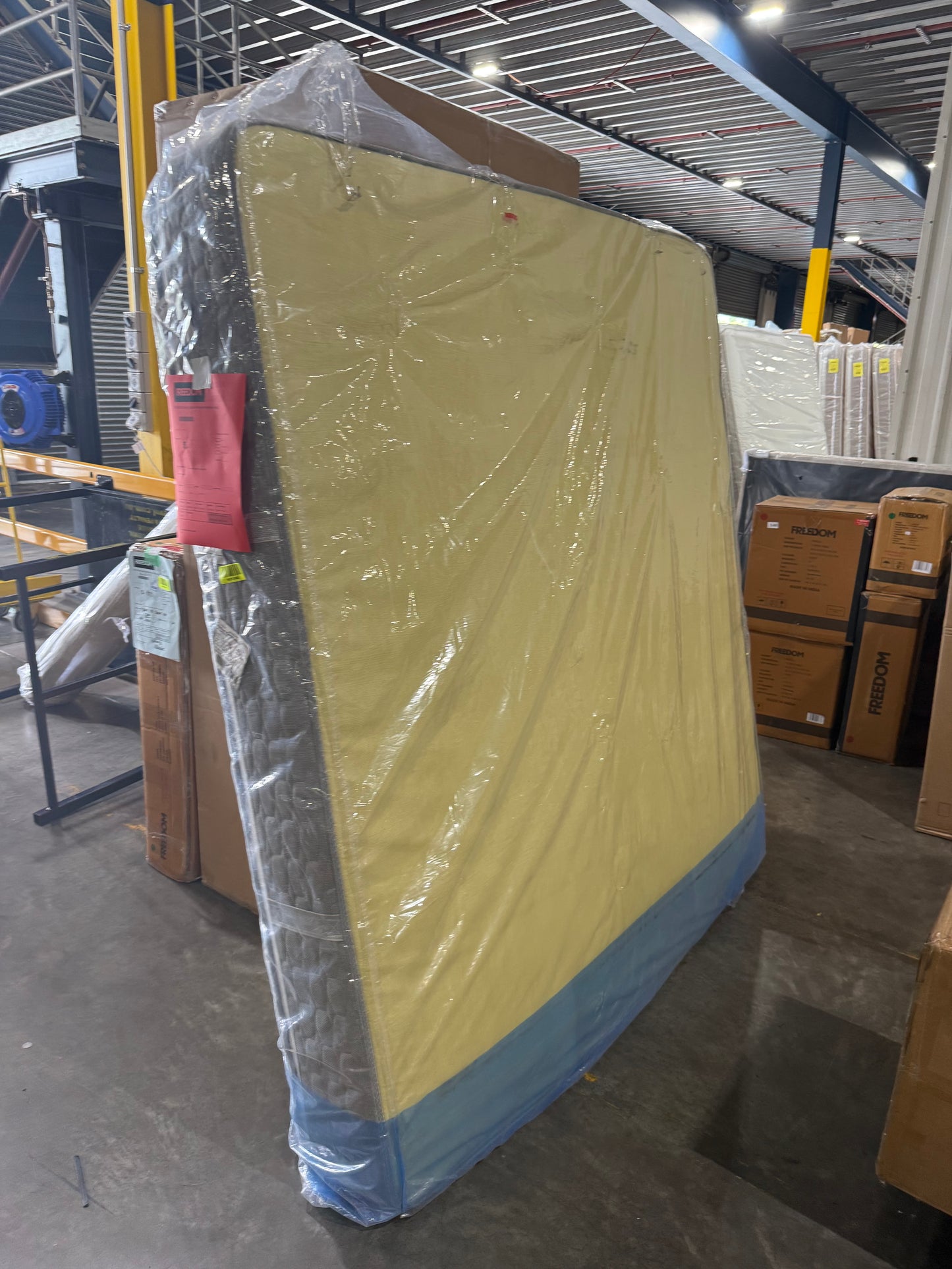 NSWCLN11564 Sealy Cygnus Medium Mattres King