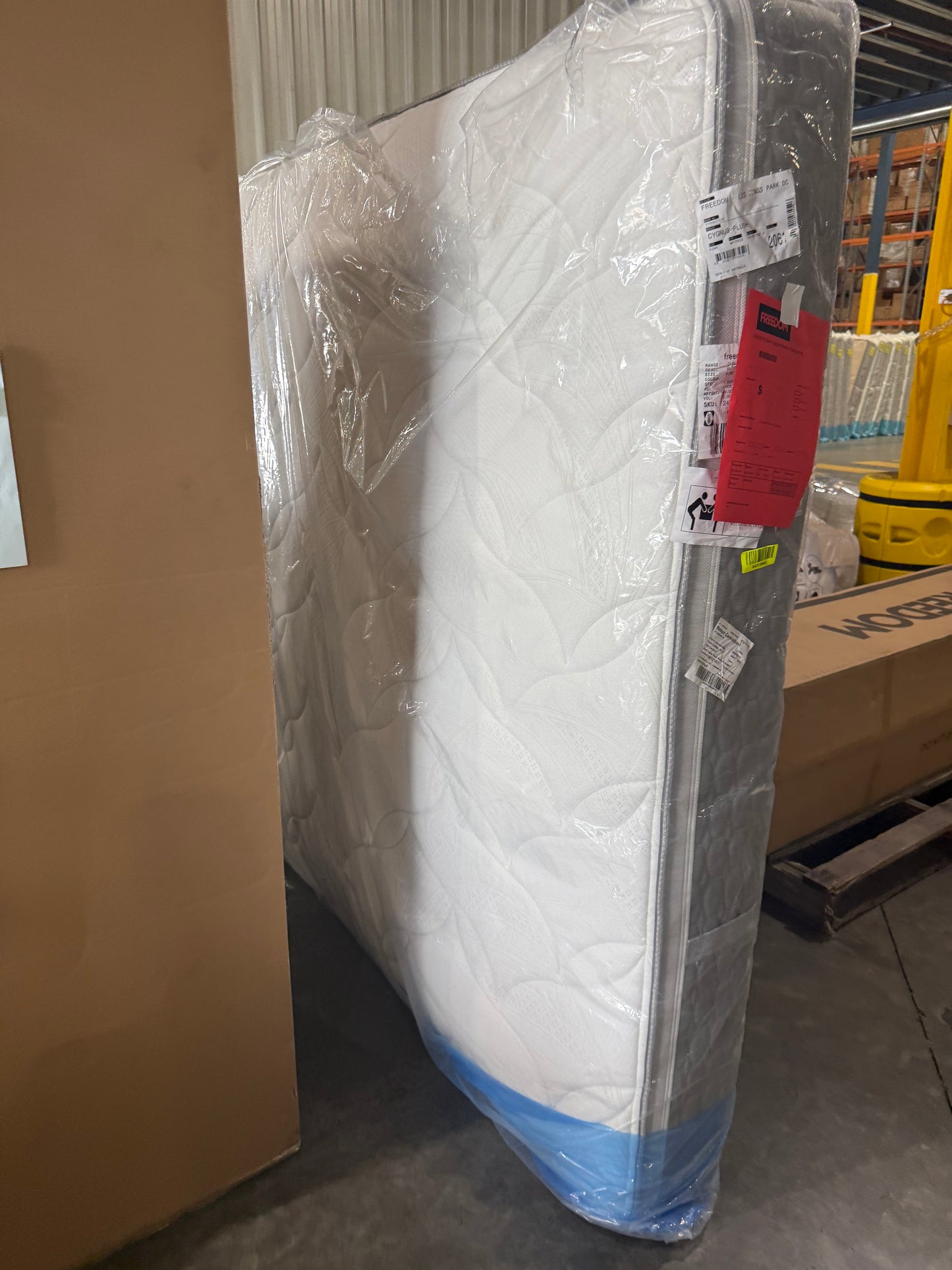 NSWCLN11564 Sealy Cygnus Medium Mattres King